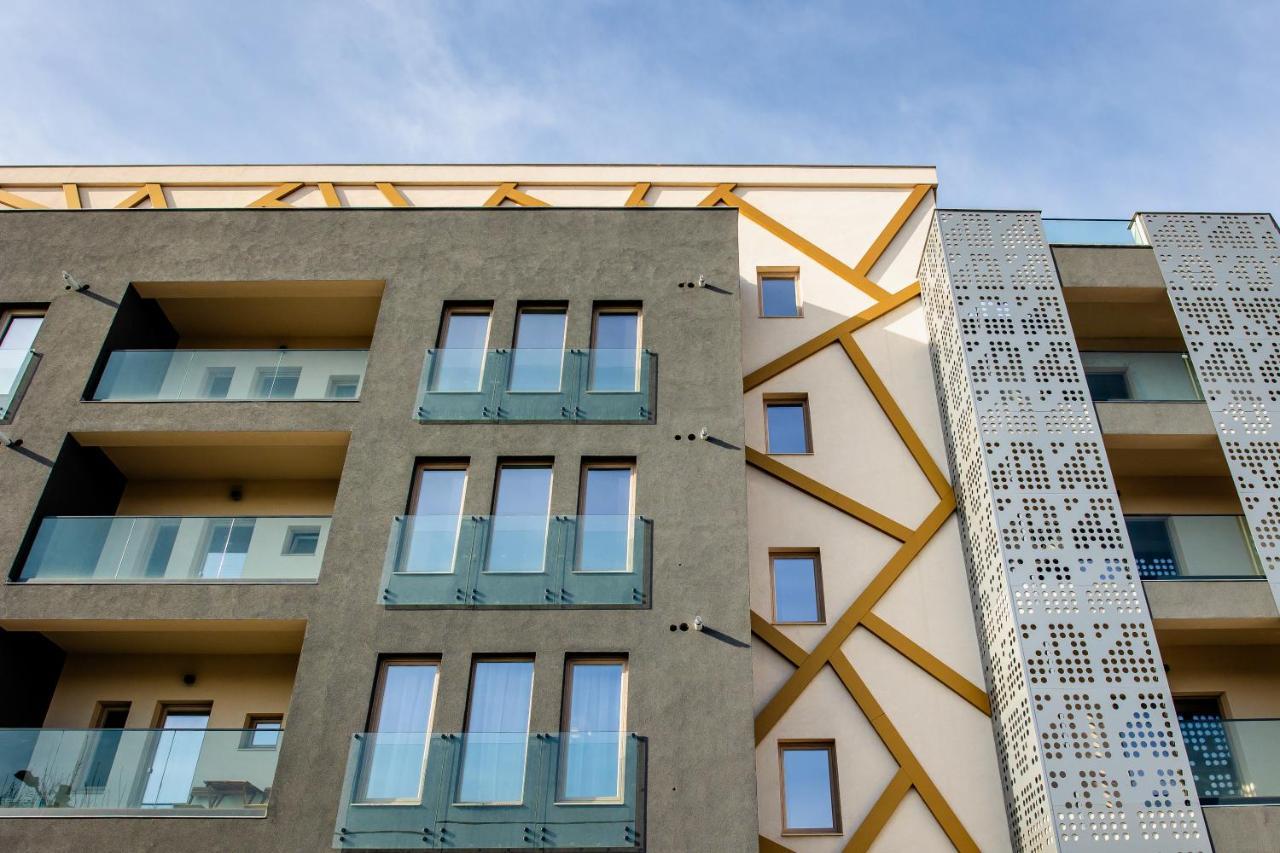 Samplus Central Apartment Κραϊόβα Εξωτερικό φωτογραφία